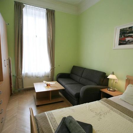 Apartment No. 4B I.P.Pavlova 32 Κάρλοβι Βάρι Εξωτερικό φωτογραφία
