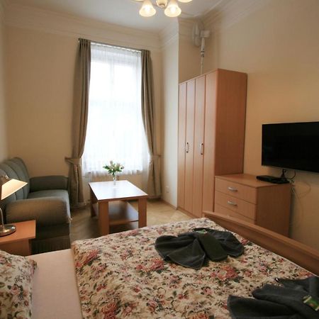 Apartment No. 4B I.P.Pavlova 32 Κάρλοβι Βάρι Εξωτερικό φωτογραφία