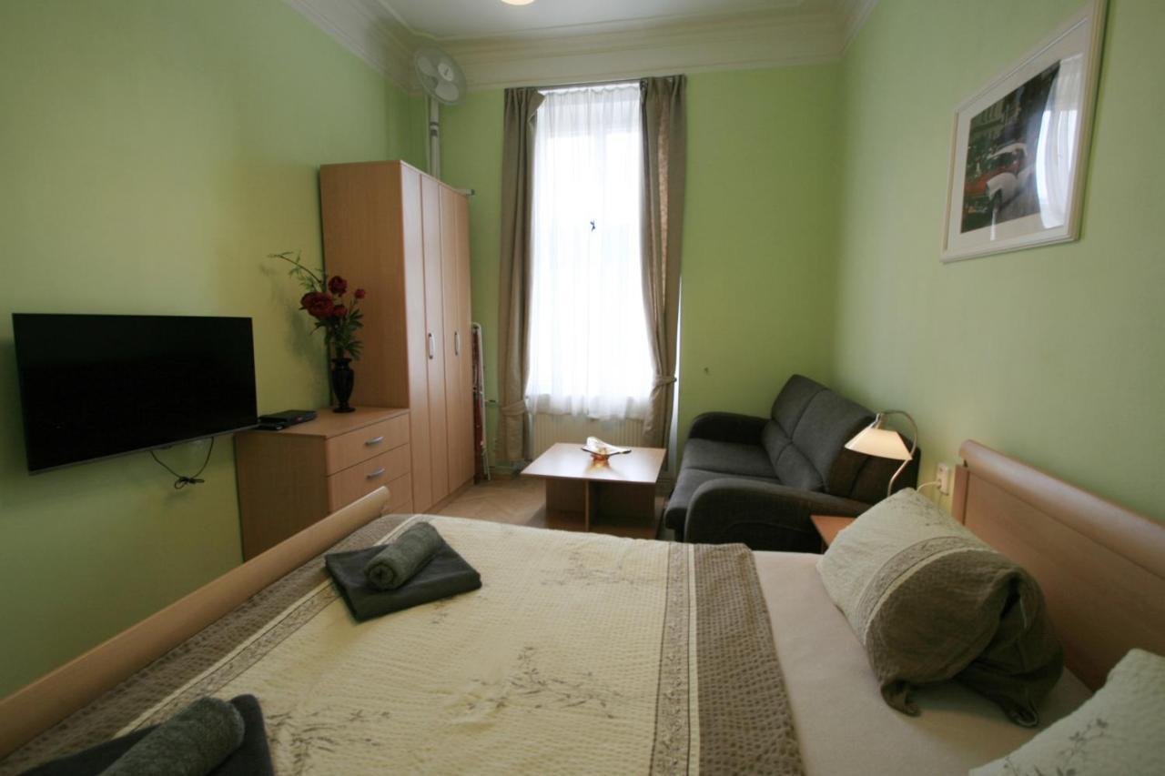 Apartment No. 4B I.P.Pavlova 32 Κάρλοβι Βάρι Εξωτερικό φωτογραφία