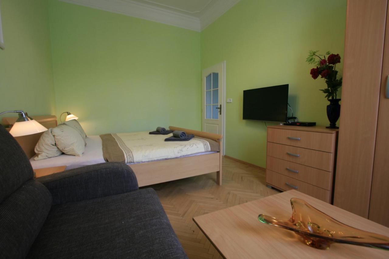 Apartment No. 4B I.P.Pavlova 32 Κάρλοβι Βάρι Εξωτερικό φωτογραφία